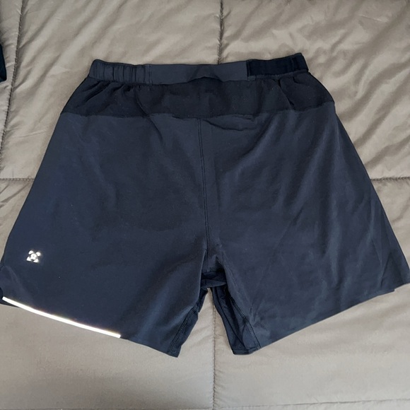 Lululemon Running Shorts City Edition Los Angeles - Picture 4 of 5